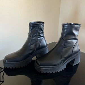 Black faux leather platform heel / boot